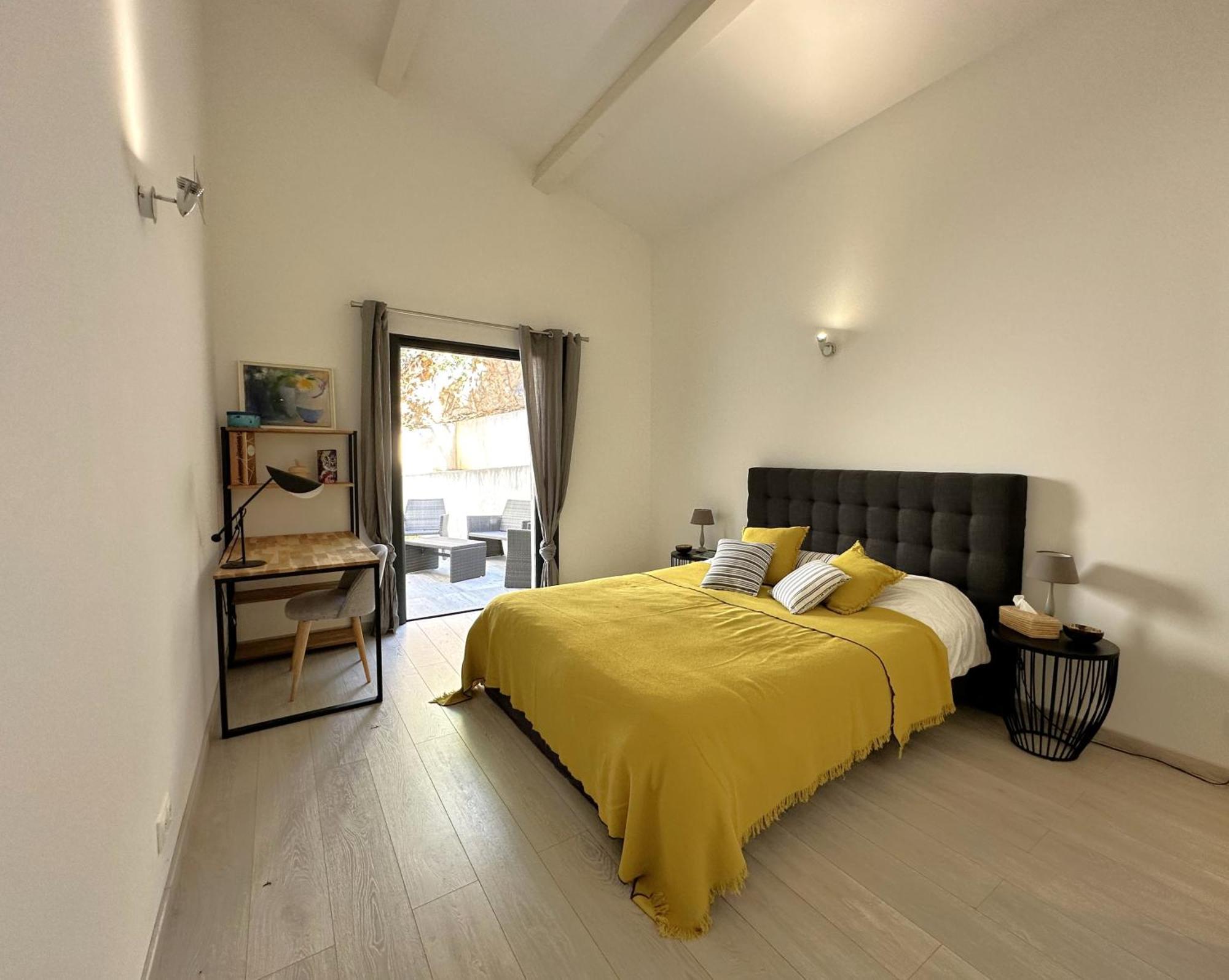 La Vigie, Pour 8 Personnes Avec Piscine Chauffee Et Vue A *